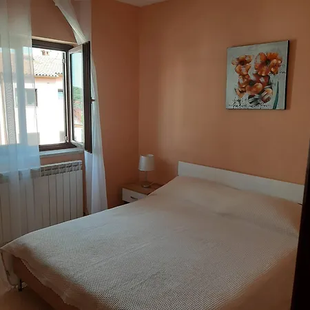 Appartamento Lorena With Sea View Rovigno